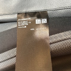 UNIQLO フード付き防風ジャンパーの画像