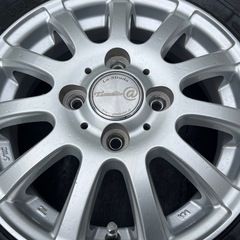 ★スタッドレスタイヤ 145/80R13の画像