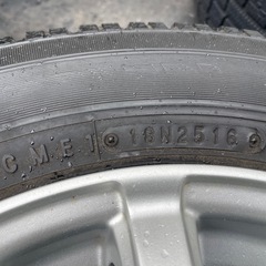 ★スタッドレスタイヤ 145/80R13の画像