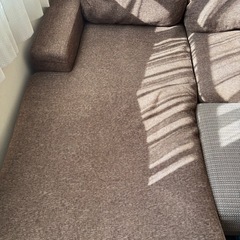 早い者勝ち　ソファーの画像