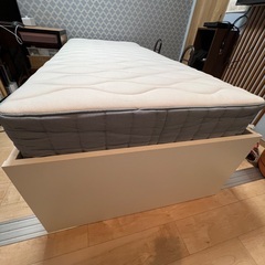 IKEA セミダブルベッド 美品 早い者勝 引取り限定の画像