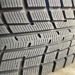 【2023年製】横浜スタッドレス×4本　195/65R15 PCD100　5穴の画像