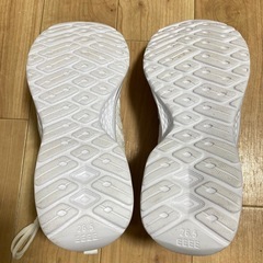 【ほぼ新品】SPALDING スポーツシューズ 26.5cm 白｜室内1時間のみ使用の画像