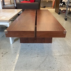 12/25まで店頭商品一部を除き半額クリスマスSALE!!開催中　イ2512-180 木製 デザイン ローテーブル コーヒーテーブル コーナーガード一部欠損 キズ汚れ有りの画像