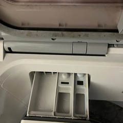 SHARP 乾燥機付き洗濯機8kgの画像