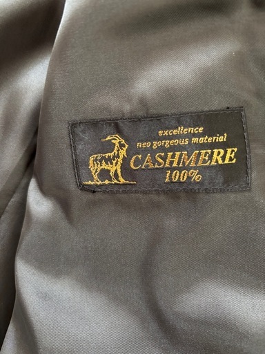 美品　100%カシミヤ ブラックコート