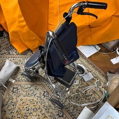 介護用歩行補助車　シルバーカー の画像