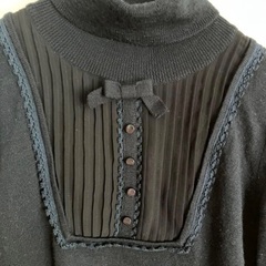 【ドラリス】ボタン　リボン付きニットセーター　ネイビーの画像