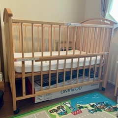 ★極美品★ ミキハウス　ベビーベッドの画像