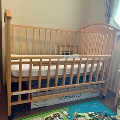 ★極美品★ ミキハウス　ベビーベッドの画像
