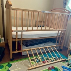 ★極美品★ ミキハウス　ベビーベッドの画像