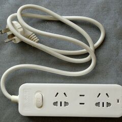 【中国国内用】スイッチ付き電源タップ ２個の画像