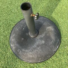 ガーデンパラソル、土台セット　美品の画像