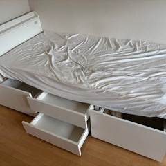 シングルベッドフレームの画像