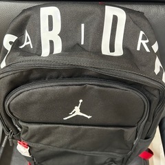 ジョーダン　ブラックリュックの画像