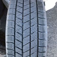 ☆バリ溝スタッドレス VRX3！！！☆ マナレイ 14インチ 5.5J PCD100 4穴 ET38 ハブ径約67 ブリジストン ブリザック VRX3 185/65R14 2022年 4本　ノート等 YS272の画像