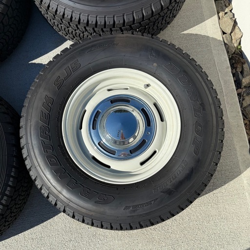 DEANクロスカントリー235/80r16 スタッドレス