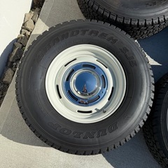 DEANクロスカントリー235/80r16 スタッドレスの画像