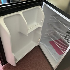 コンパクト冷蔵庫の画像