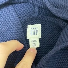 GAP くまカーディガンの画像