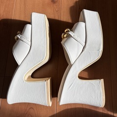 GRL サンダルの画像