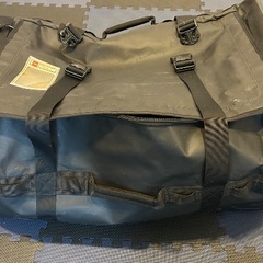 THE NORTH FACE スーツケース　タイヤ不具合ありの画像