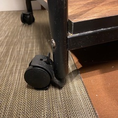 キッチン収納(キャスター故障)の画像