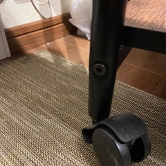 キッチン収納(キャスター故障)の画像