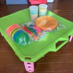 あげます⭐︎ピクニックテーブル、プラスチックカトラリーの画像