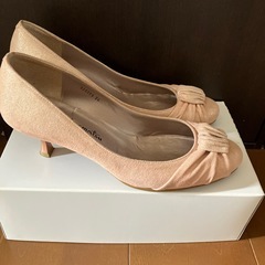 銀座カネマツ　パンプスの画像