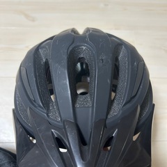 自転車用ヘルメット　BONTRAGER マッドブラック　ロードバイクの画像