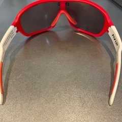 POC AVIP サングラス 赤縁 白フレームの画像