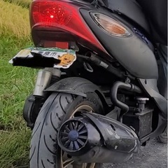 ジョグZR 用リアスポイラーステー、ナンバーステーの画像