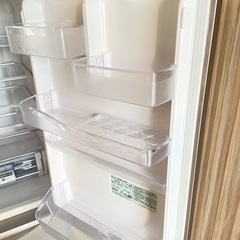 HITACHIの冷蔵庫　R-K370EVの画像