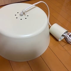 ランプシェード　照明　ペンダントライト　白　長さ調整の画像