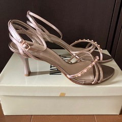 ナチュラルビューティ　ミュールの画像