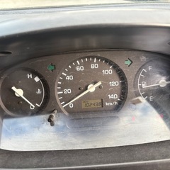 値下げ‼️ハイゼットトラック26万‼️                  5速　走行少ない10万キロ　2WD                       パワステ　エアコン   車検2年付き‼️                    早い者勝ち‼️の画像