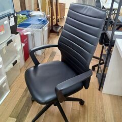 ★ジモティ割あり★  ワークチェア ブラック H108×D59×W65 クリーニング済み TK7764の画像