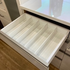 【トレファク高槻店】取りに来られる方限定！ニトリの４段キッチンカウンターのご紹介です！の画像