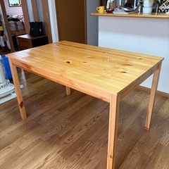 組み立てテーブルの画像