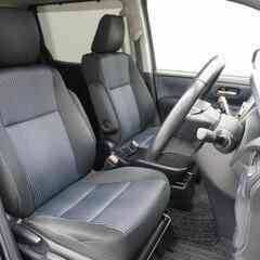 後席モニターでみんな満足✨年内最後の大チャンス!!トヨタ ヴォクシー 　ＺＳの画像