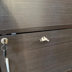 鍵付き カラーボックス 4段の画像