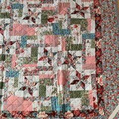 キルトの敷物　リバーシブルの画像