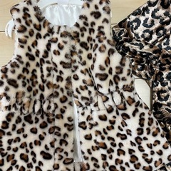 4t ヒョウ柄　セットアップ　ベストの画像