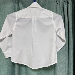 ボタンダウンシャツ、胸ポケット付きの画像