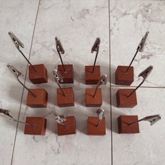 テーブルナンバースタンド12個セットの画像