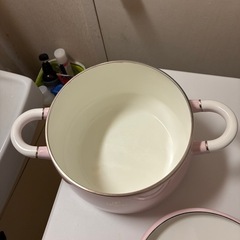 エレガンスホーロー鍋の画像