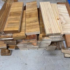 【譲渡先確定済み】
木材端材③（構造用合板）薪などにの画像