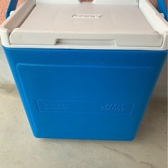 コールマン クーラーボックスの画像