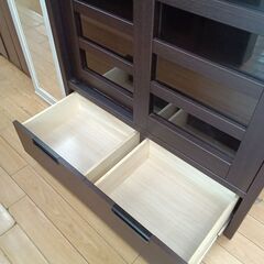 ★ジモティ割あり★ ニトリ 扉付き本棚 ダークブラウン H183×D35×W90 クリーニング済み TK7768の画像